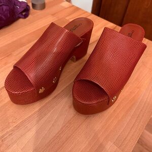 Charlotte Stone Women’s size 8 platform mule